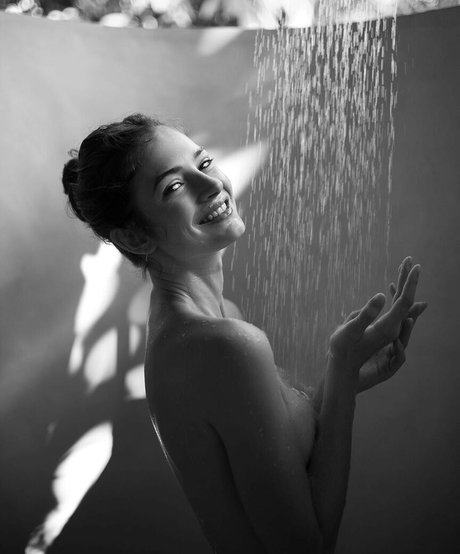 Nacktes geleaktes OnlyFans-Foto von Eve Dumon