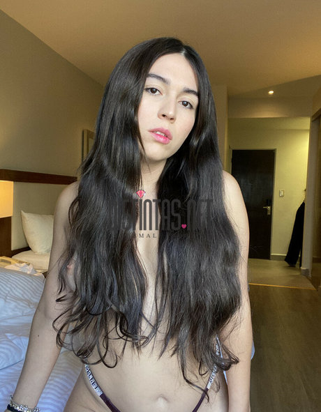Nacktes geleaktes OnlyFans-Foto von Alina Garza