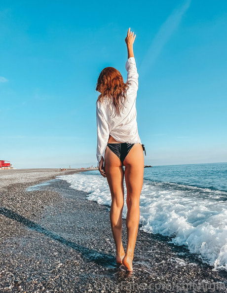 Nacktes geleaktes OnlyFans-Foto von Stillvirgin