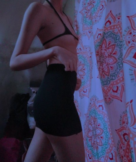 Nacktes geleaktes OnlyFans-Foto von Ravenvasilescu