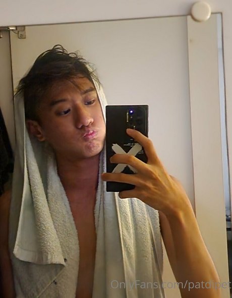 Nacktes geleaktes OnlyFans-Foto von Patdipet