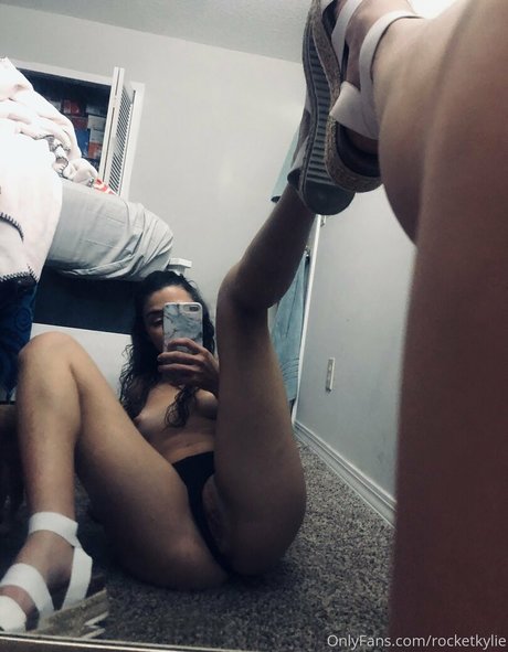 Nacktes geleaktes OnlyFans-Foto von Rocketkylie