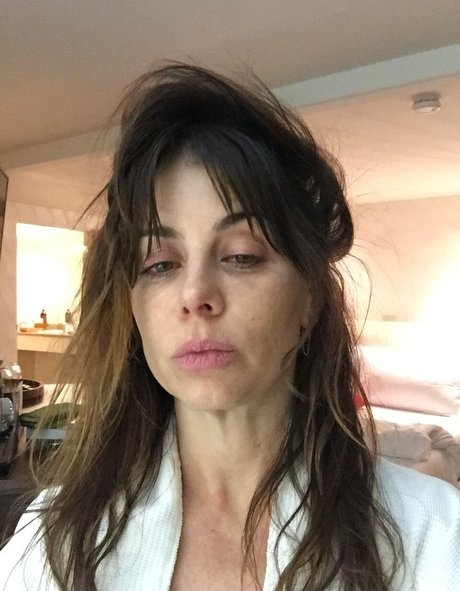 Nacktes geleaktes OnlyFans-Foto von Natasha Leggero