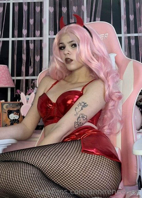 Nacktes geleaktes OnlyFans-Foto von Annireneefree