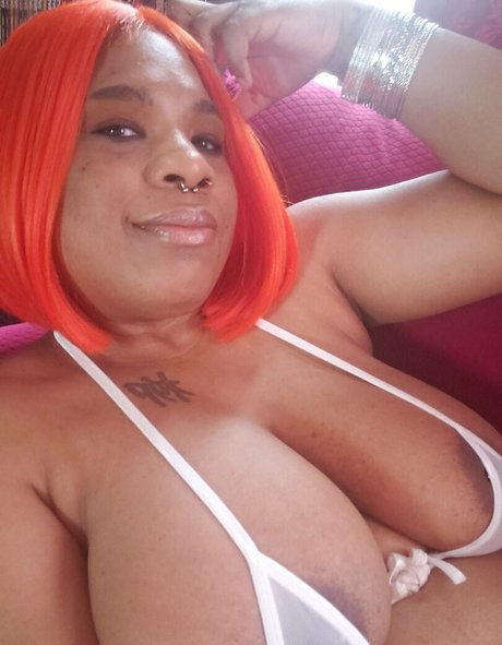 Foxyjazzabelle