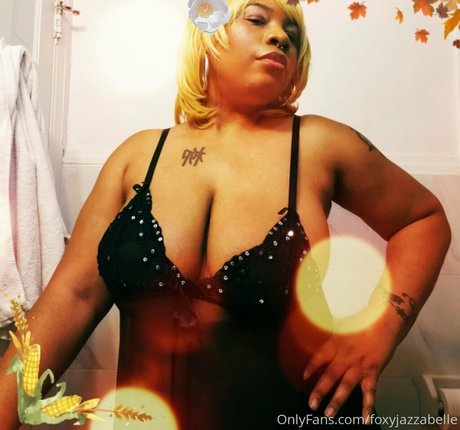 Nacktes geleaktes OnlyFans-Foto von Foxyjazzabelle