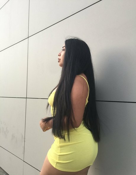 Nacktes geleaktes OnlyFans-Foto von Emotionalemon
