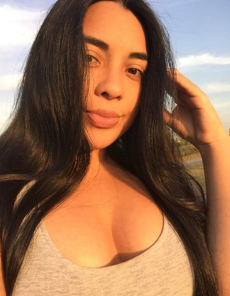 Nacktes geleaktes OnlyFans-Foto von Emotionalemon