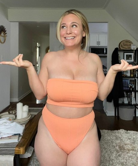 Nacktes geleaktes OnlyFans-Foto von Meagan Gallagher