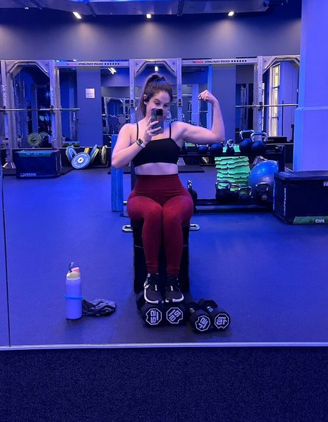 Nacktes geleaktes OnlyFans-Foto von Sloane Wolf