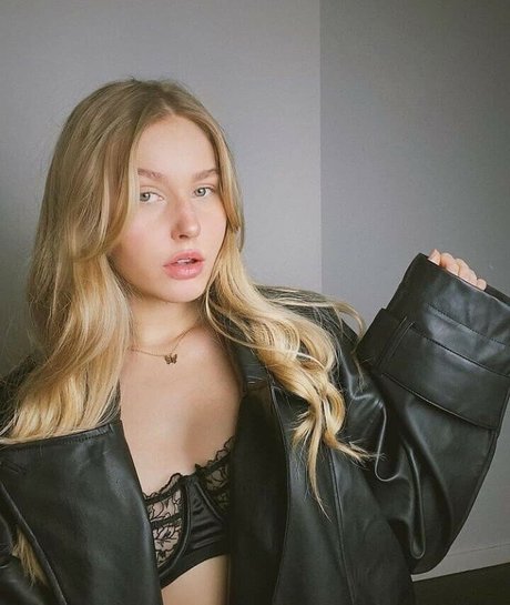 Nacktes geleaktes OnlyFans-Foto von Cirizzzle