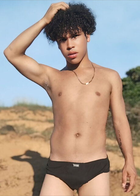 Nacktes geleaktes OnlyFans-Foto von Luis Jnior