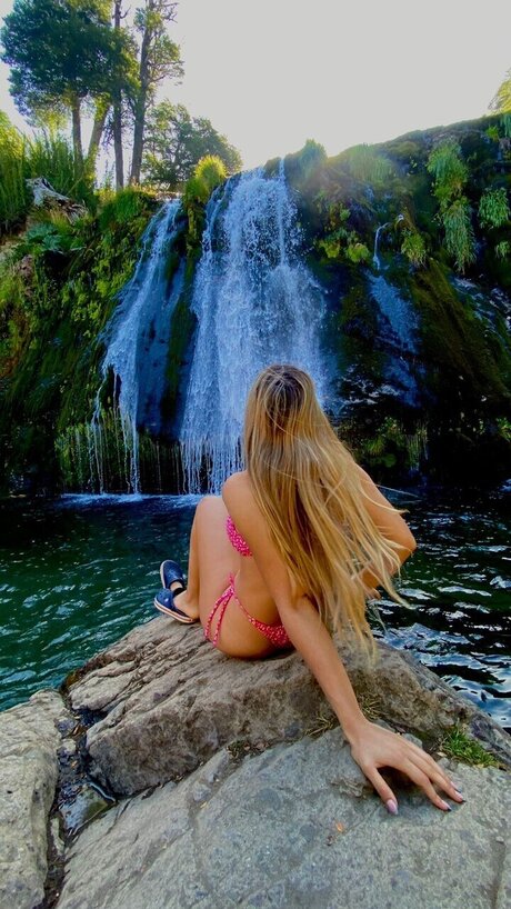 Nacktes geleaktes OnlyFans-Foto von Jazmin Peterson