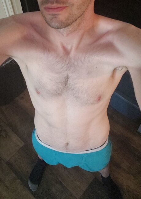 Nacktes geleaktes OnlyFans-Foto von Bruce Wayne