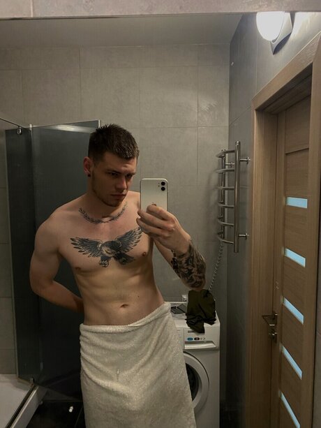 Nacktes geleaktes OnlyFans-Foto von Nikos