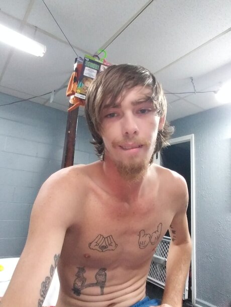 Nacktes geleaktes OnlyFans-Foto von Coco 4 Cody