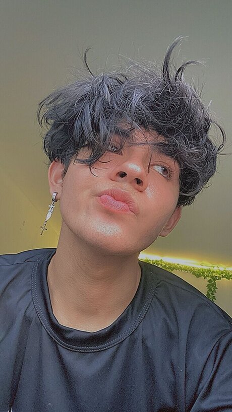 Nacktes geleaktes OnlyFans-Foto von Andres Vasquez