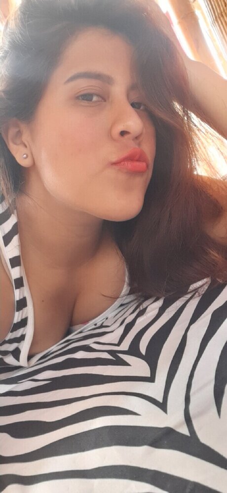 Nacktes geleaktes OnlyFans-Foto von Trocitos De Fresa 