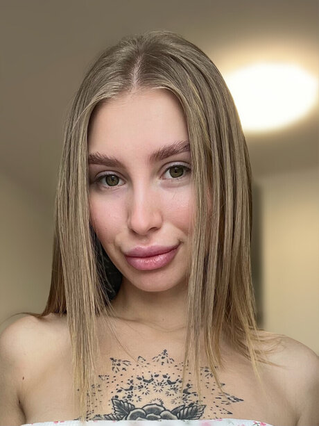 Nacktes geleaktes OnlyFans-Foto von Vixie 