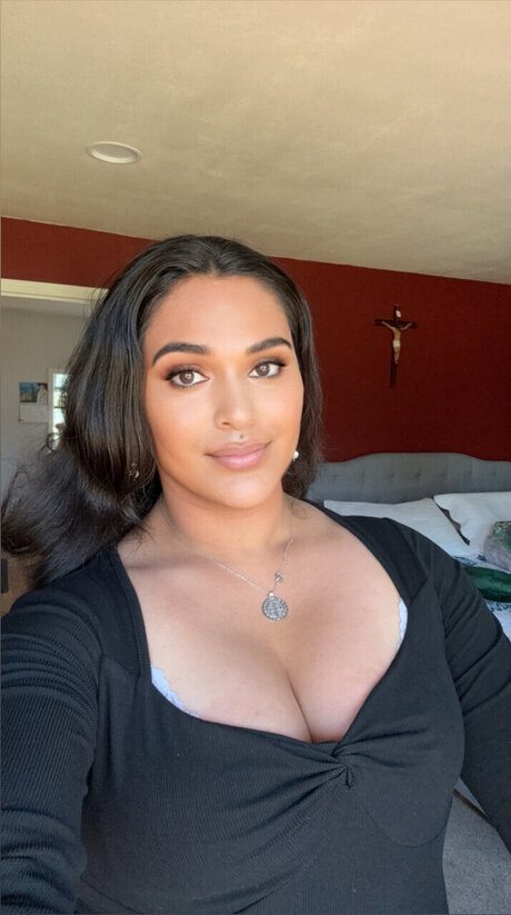 Nacktes geleaktes OnlyFans-Foto von Latina Goddess 