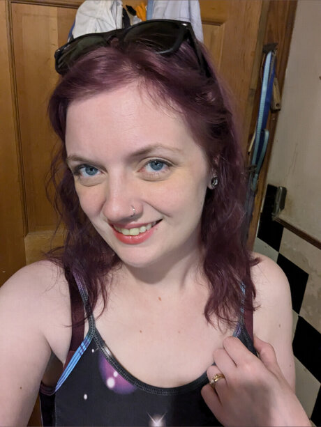 Nacktes geleaktes OnlyFans-Foto von Violet Galaxy