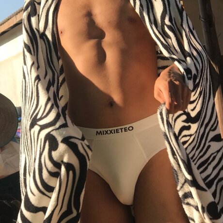 Nacktes geleaktes OnlyFans-Foto von Mixadith 24
