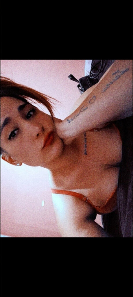 Nacktes geleaktes OnlyFans-Foto von Cami Candy