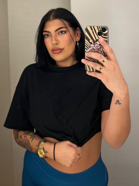 Nacktes geleaktes OnlyFans-Foto von D
