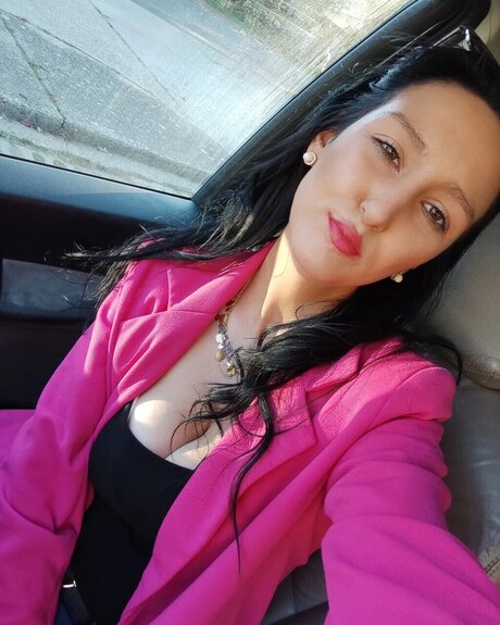 Nacktes geleaktes OnlyFans-Foto von Mkata