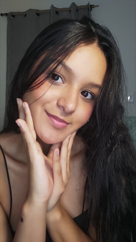 Nacktes geleaktes OnlyFans-Foto von Angelina 