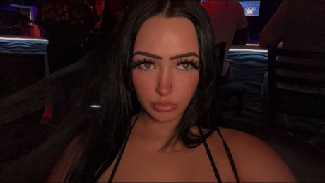 Nacktes geleaktes OnlyFans-Foto von Cherry 