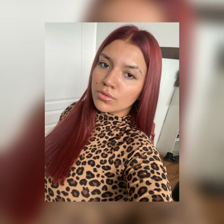 Nacktes geleaktes OnlyFans-Foto von Your Little Redhead Juli