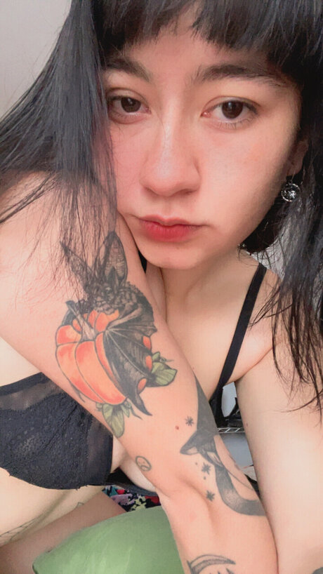 Nacktes geleaktes OnlyFans-Foto von Vivian Foster