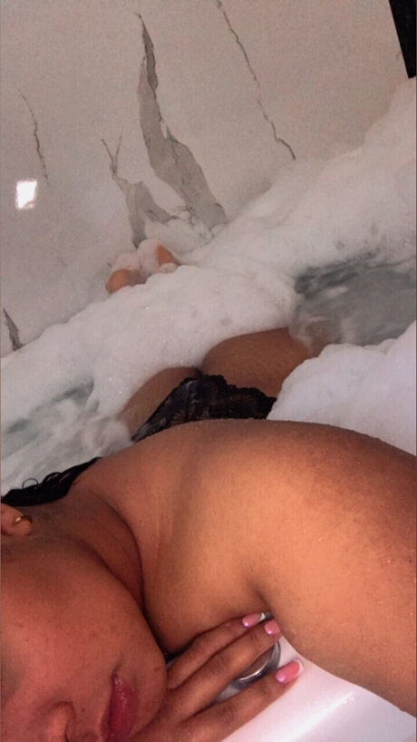 Nacktes geleaktes OnlyFans-Foto von Miguelys