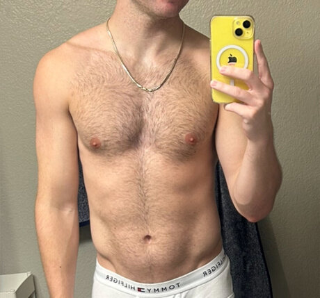 Nacktes geleaktes OnlyFans-Foto von Aaron