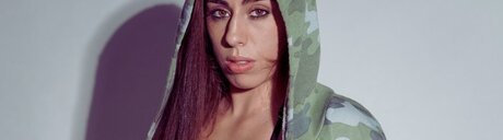 Nacktes geleaktes OnlyFans-Foto von Danielle Pitbull