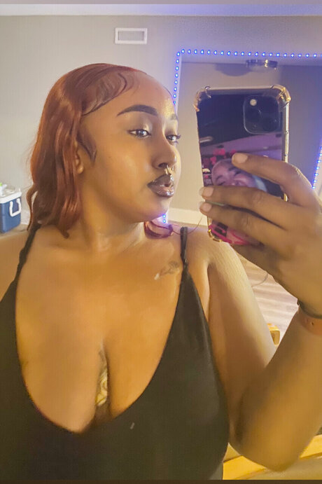 Nacktes geleaktes OnlyFans-Foto von   