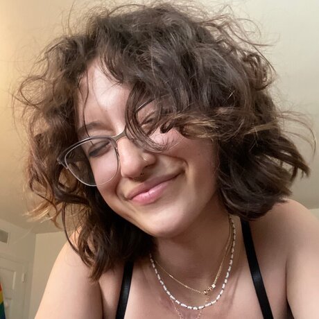 Nacktes geleaktes OnlyFans-Foto von K