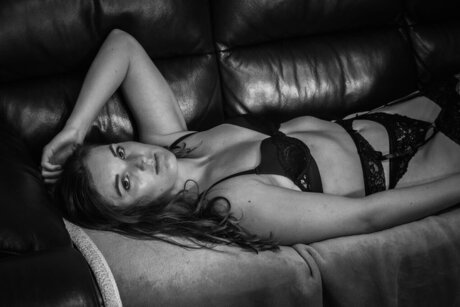 Nacktes geleaktes OnlyFans-Foto von Sizzlin Izzy