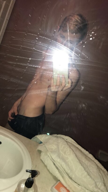Nacktes geleaktes OnlyFans-Foto von Xander And Ian