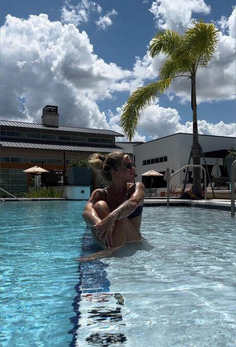Nacktes geleaktes OnlyFans-Foto von Ashley