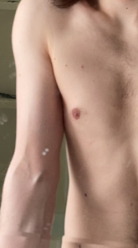Nacktes geleaktes OnlyFans-Foto von Idk