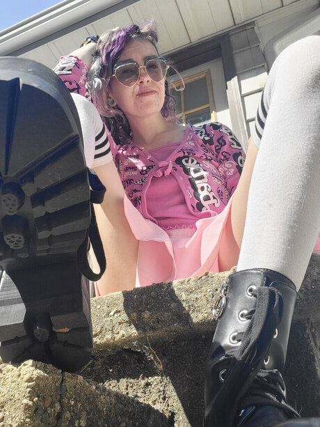 Nacktes geleaktes OnlyFans-Foto von Kimiibis