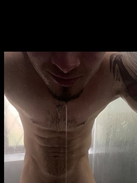 Nacktes geleaktes OnlyFans-Foto von Atlaz Boy