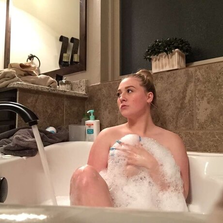 Nacktes geleaktes OnlyFans-Foto von Catmomma20