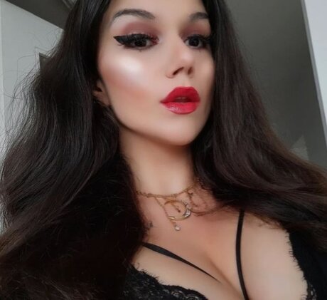 Nacktes geleaktes OnlyFans-Foto von Alura Elenna  