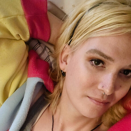 Nacktes geleaktes OnlyFans-Foto von Violet Kennedy