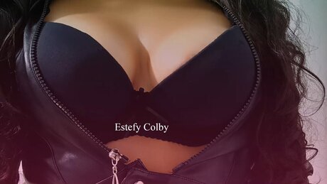 Nacktes geleaktes OnlyFans-Foto von Estefania Colby