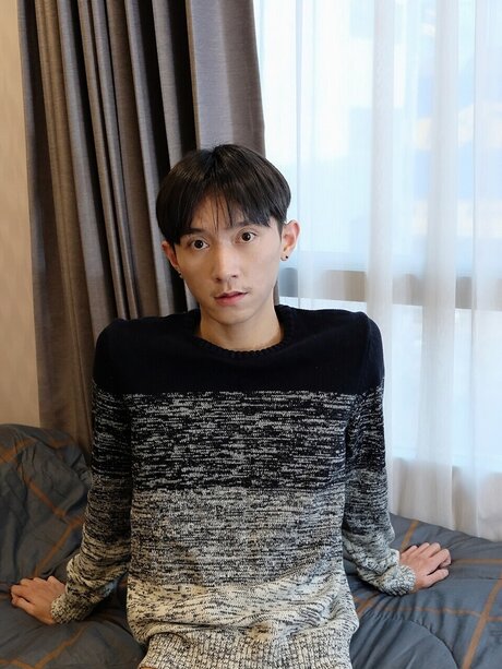 Nacktes geleaktes OnlyFans-Foto von Itim