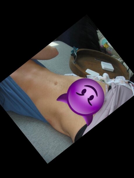 Nacktes geleaktes OnlyFans-Foto von Alex
